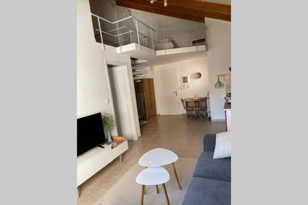 Attic Studio Stay Calamata Exterior foto